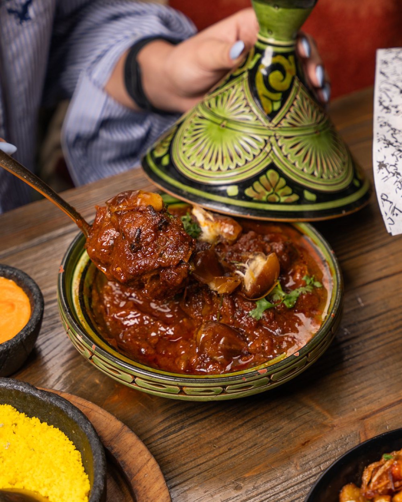 Marokkaanse tajine met kip en abrikozen (slowcooker)