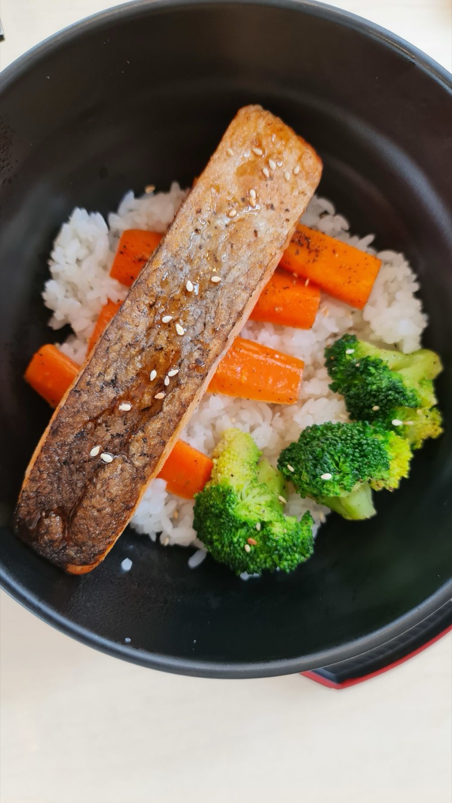 Teriyaki zalm met rijst en edamame
